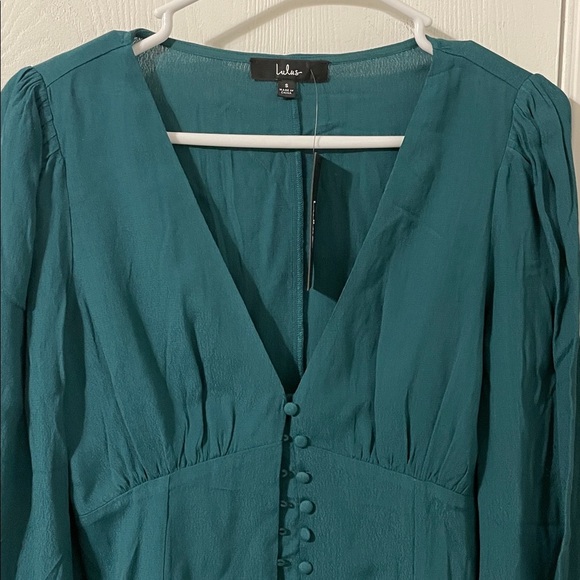 NWT Lulus Conversation Starter Emerald V-Neck Long Sleeve Button-Up Top Sz Small - Picture 3 of 7